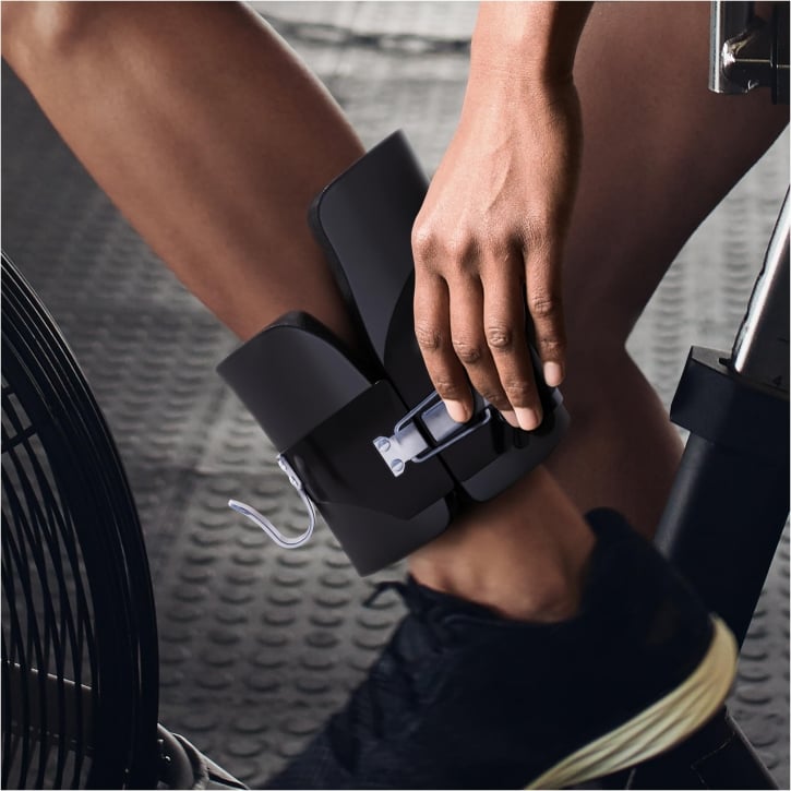 Gravity Boots Six Pack Magtränare