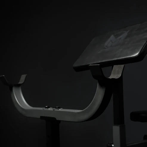 Preacher Curl E Series Curlbänk